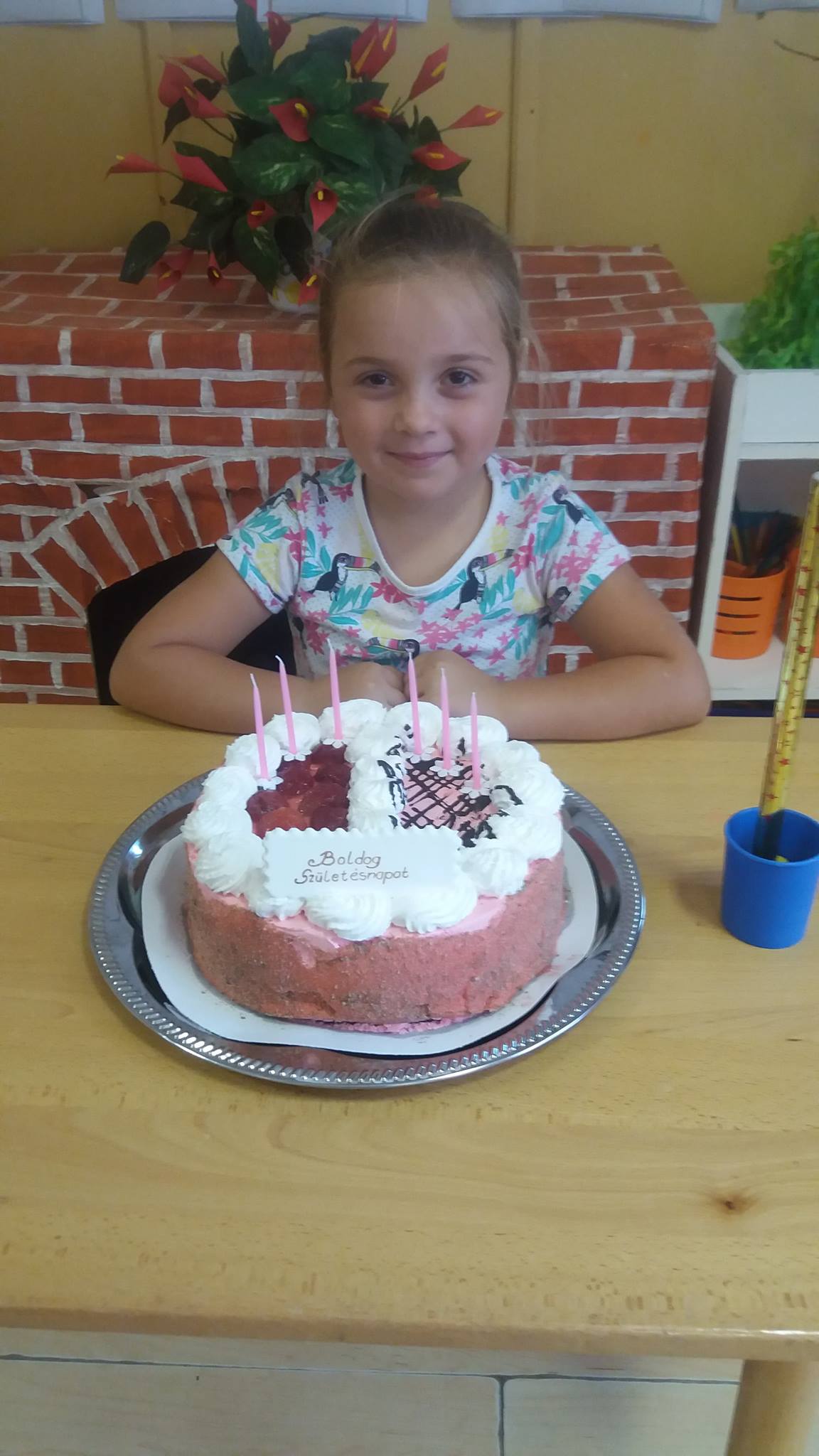 41418384 1068914516616437 4600335974642221056 o